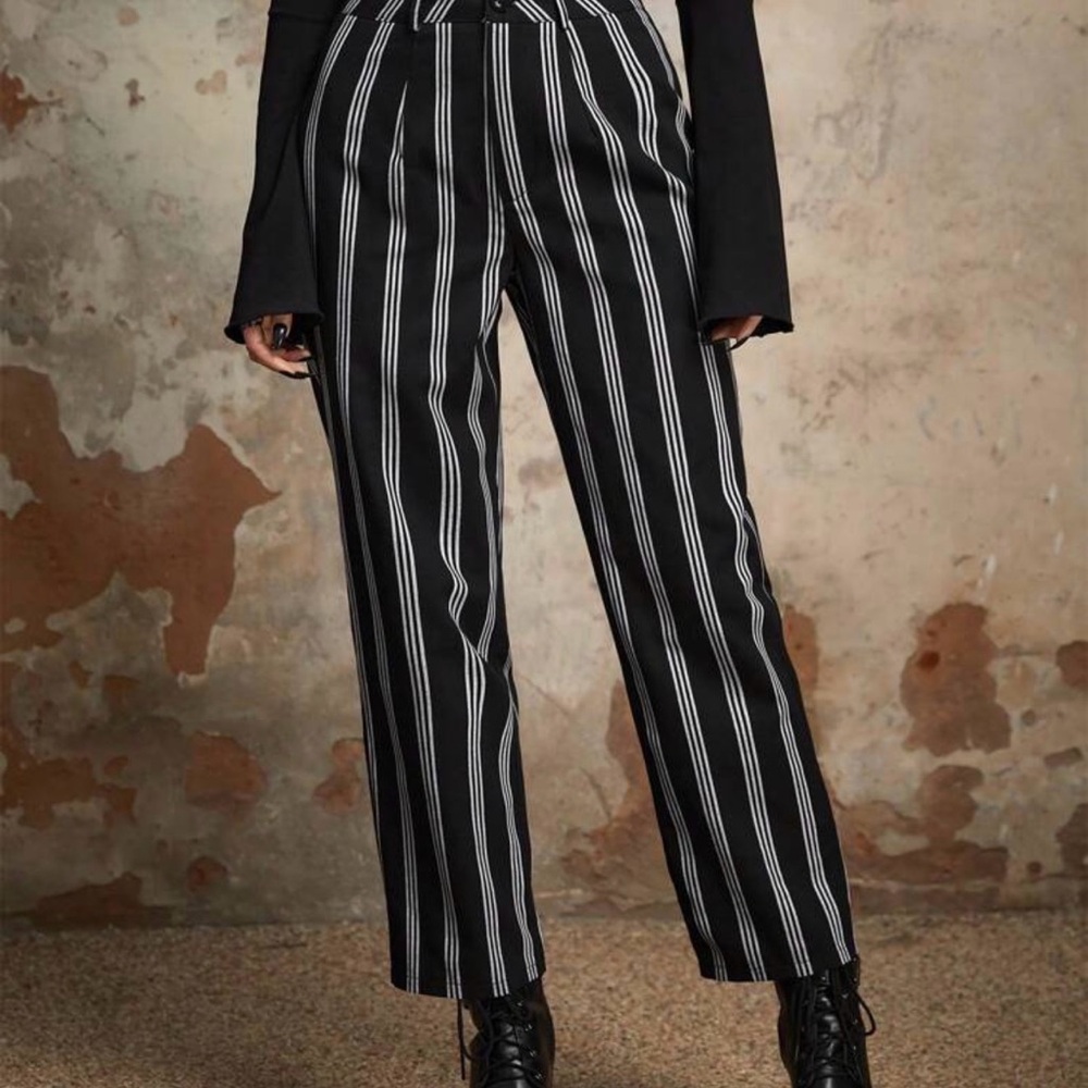 ROMWE Black Pinstripe Straight-Leg Trousers